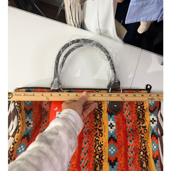 Montana West Duffle Satchel with Guitar Shoulder Strap NWT Aztec woven Canvas - Picture 8 of 8